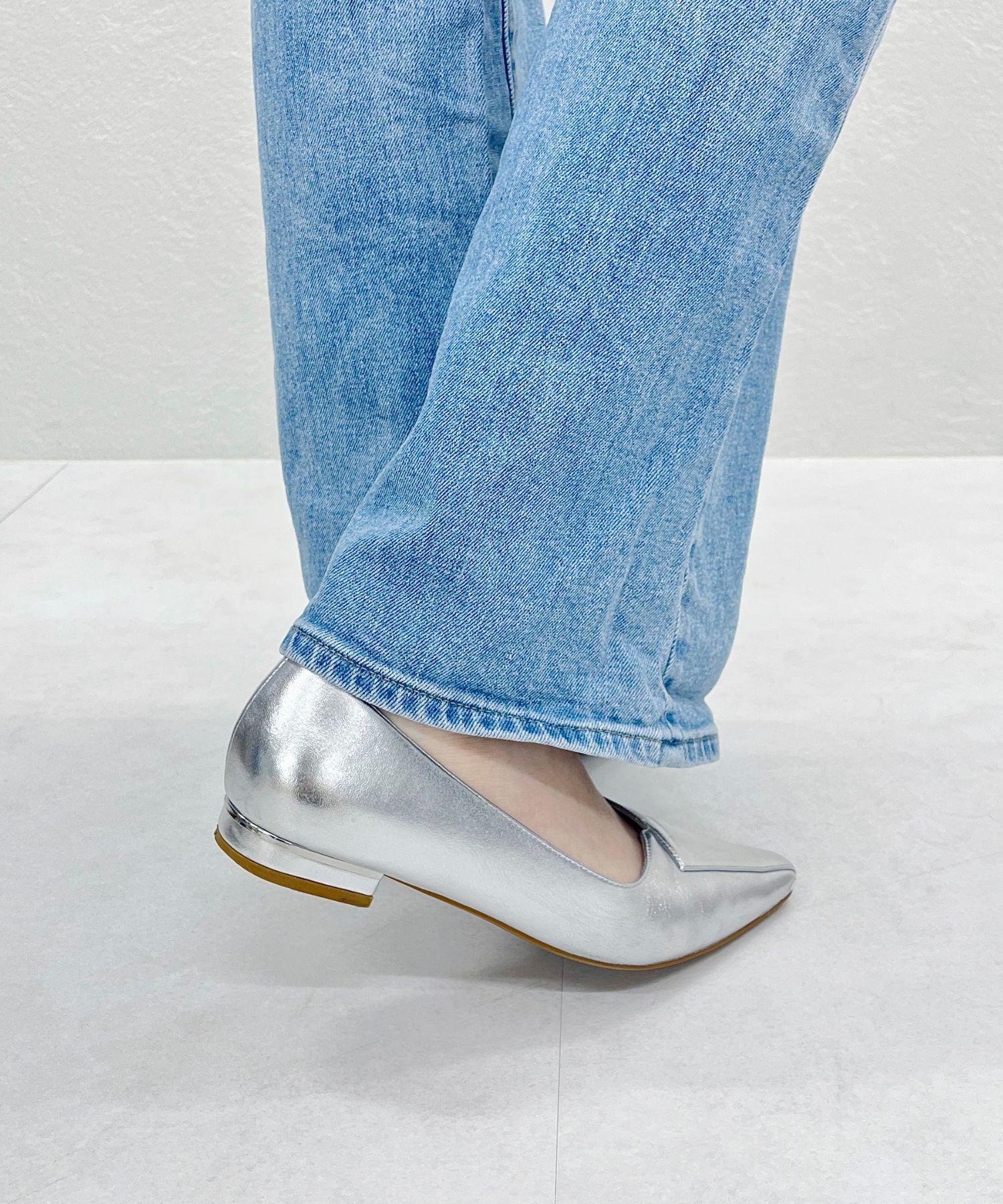 ORiental TRaffic「【WEB限定】アシンメトリーデザイン フラット パンプス /55102 通勤靴 すっきりシルエット」|パンプス|