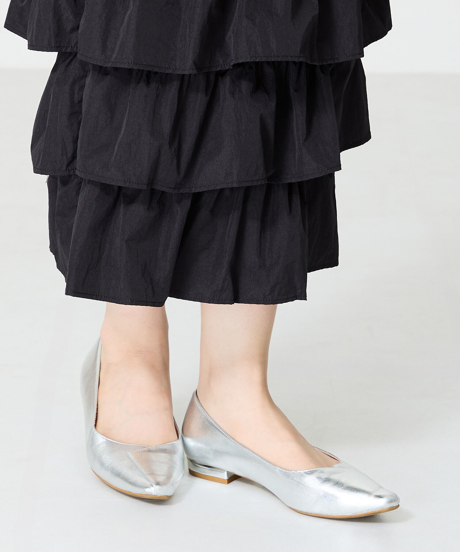 ORiental TRaffic「【WEB限定】アシンメトリーデザイン フラット パンプス /55102 通勤靴 すっきりシルエット」|パンプス|