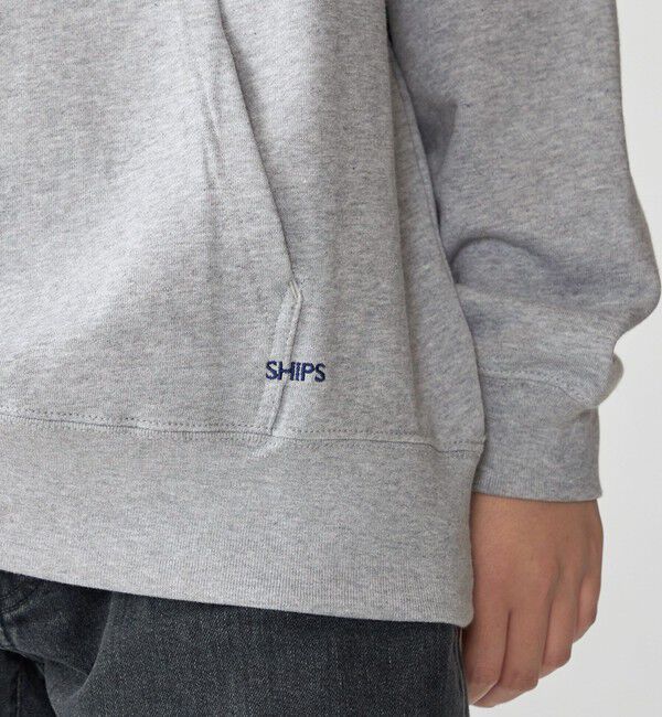 SHIPS「【WEB限定】SHIPS: マイクロ SHIPS 刺繍 ロゴ 裏毛 スウェット プルオーバーパーカー」|パーカー|グレー