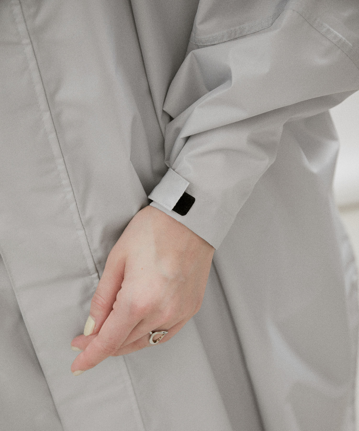 SALON adam et rope'「【雑誌掲載】【KiU for SALON】[ポーチ付き]別注レインポンチョ」|レインコート|