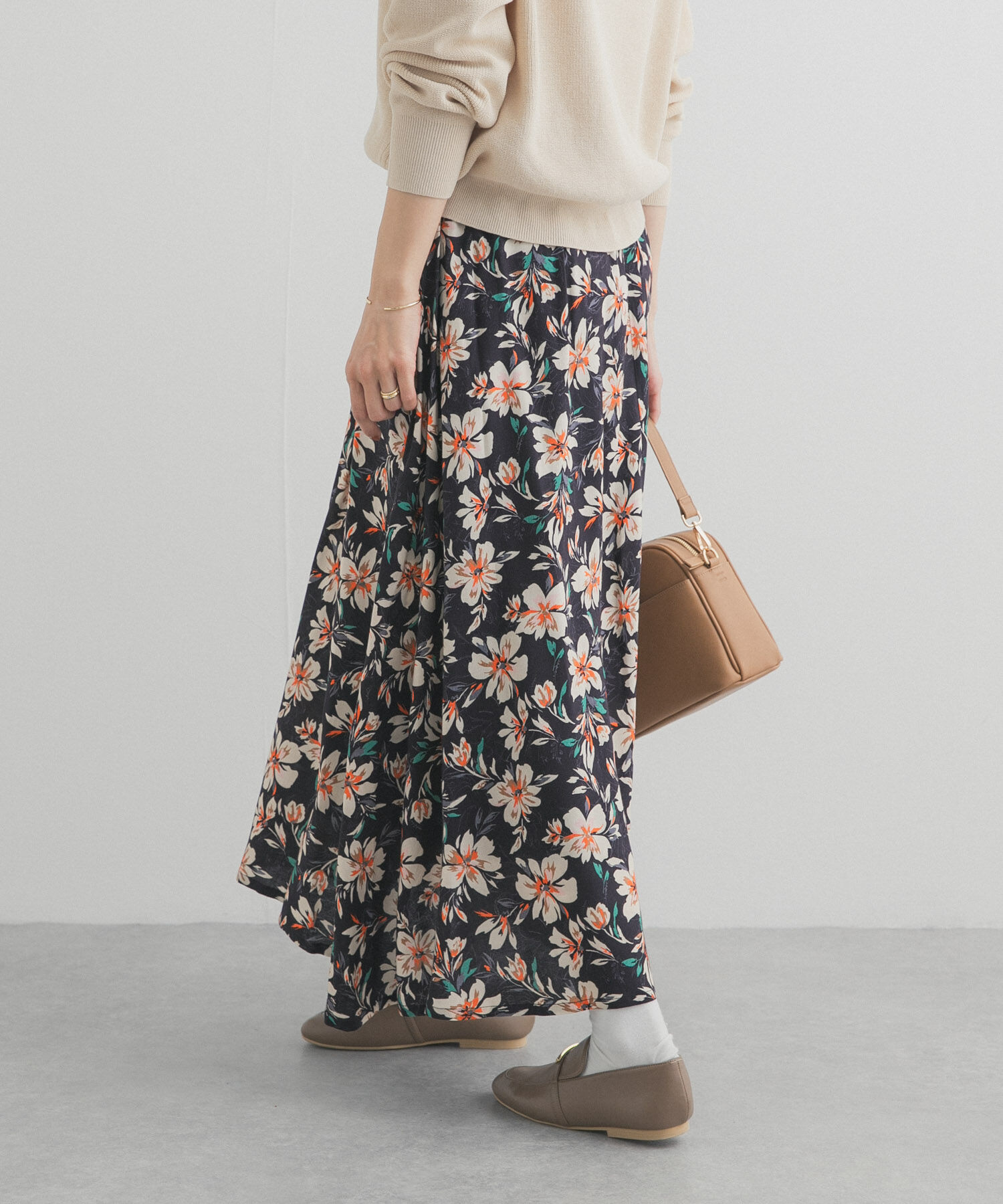 URBAN RESEARCH DOORS「レーヨンフラワープリントスカート」|スカート|