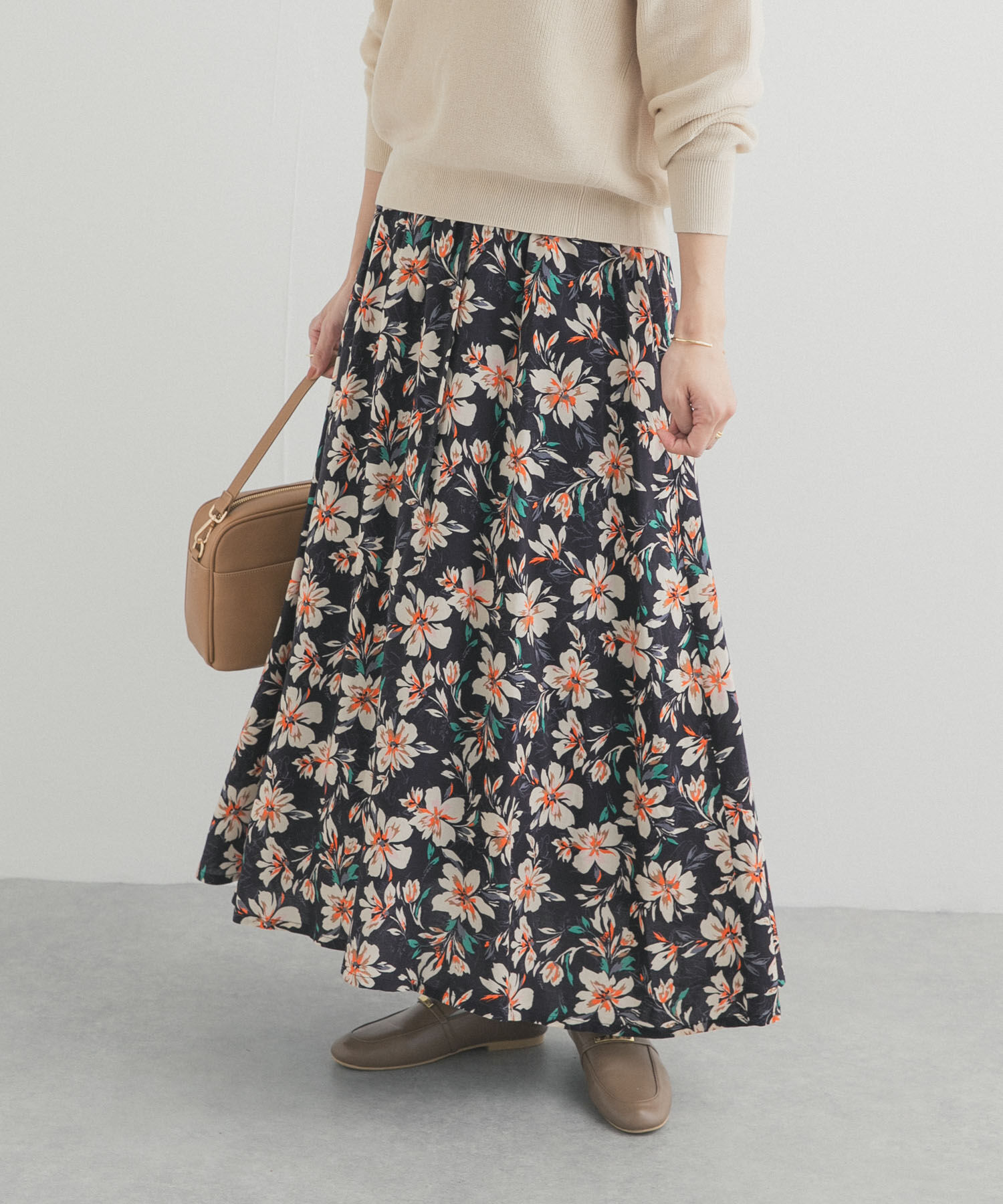 URBAN RESEARCH DOORS「レーヨンフラワープリントスカート」|スカート|