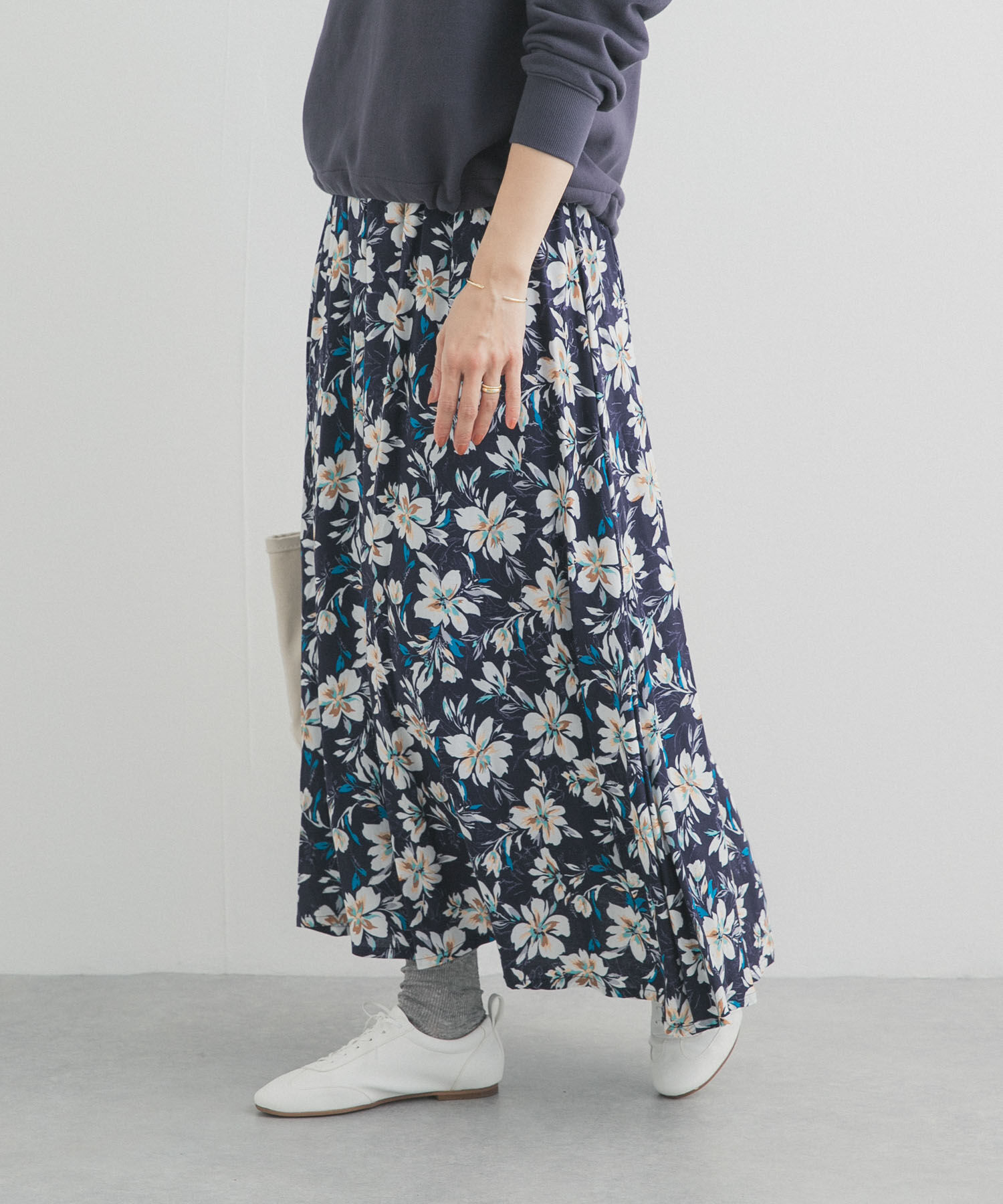 URBAN RESEARCH DOORS「レーヨンフラワープリントスカート」|スカート|