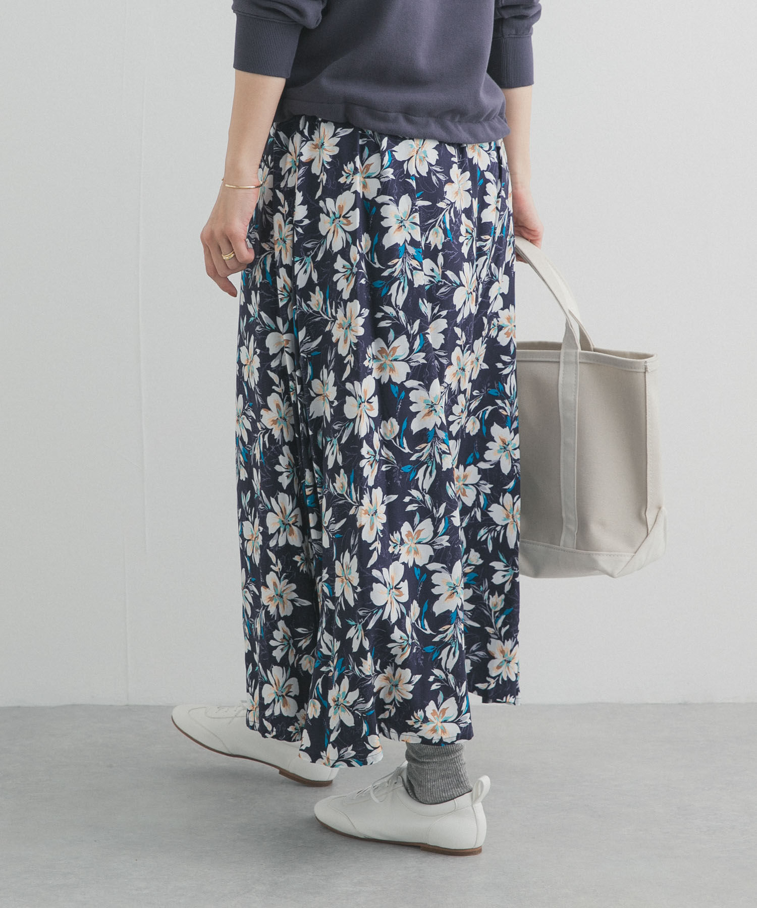 URBAN RESEARCH DOORS「レーヨンフラワープリントスカート」|スカート|