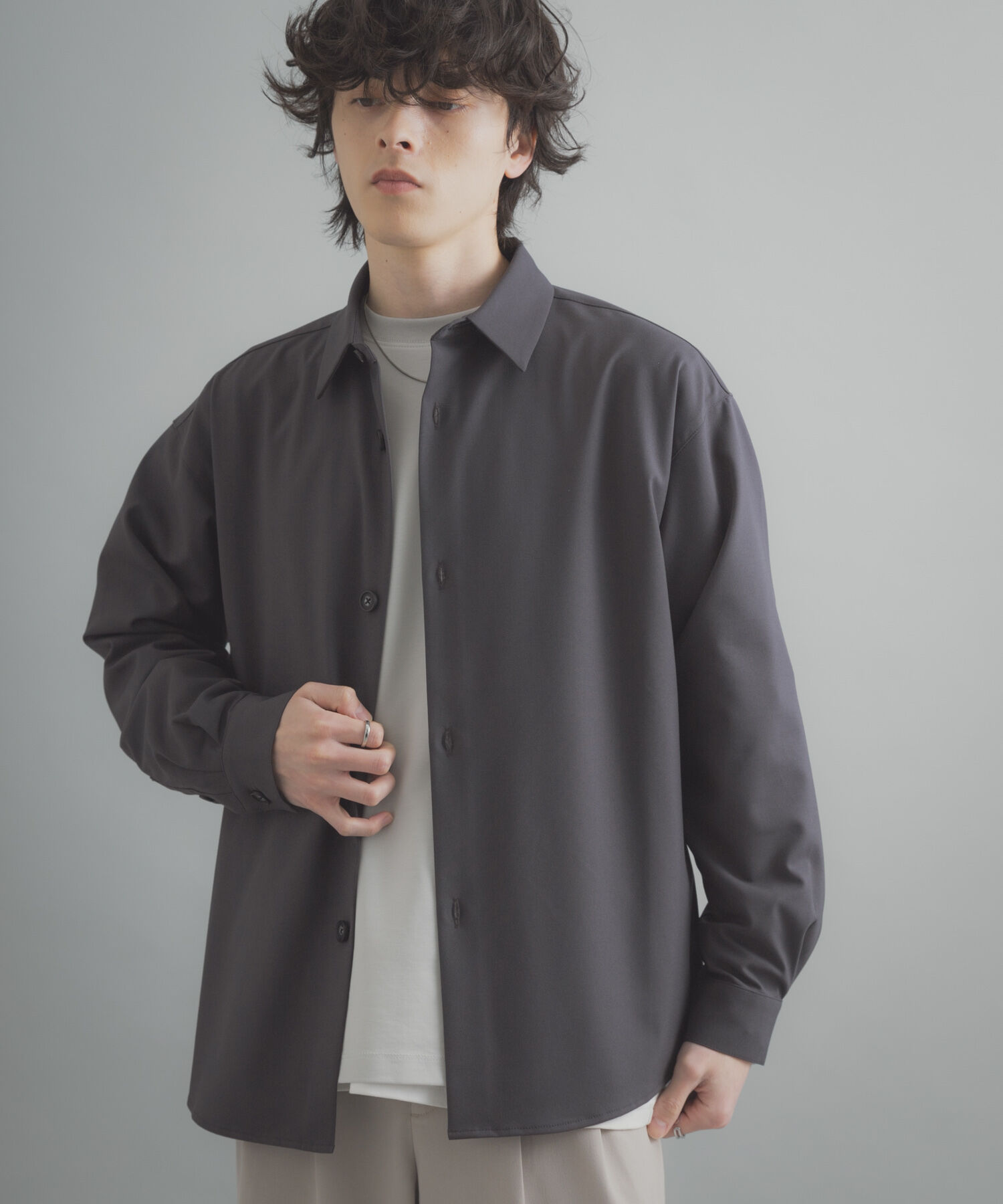 SENSE OF PLACE by URBAN RESEARCH「『イージーケア』カラールーズシャツ」|シャツ・ブラウス|チャコールグレー
