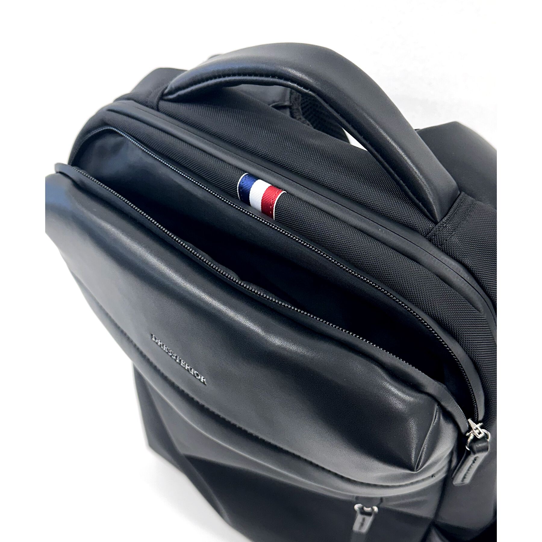 DRESSTERIOR「【荷重軽減/Monomax3月号掲載】サスペンション バックパック」|リュック|