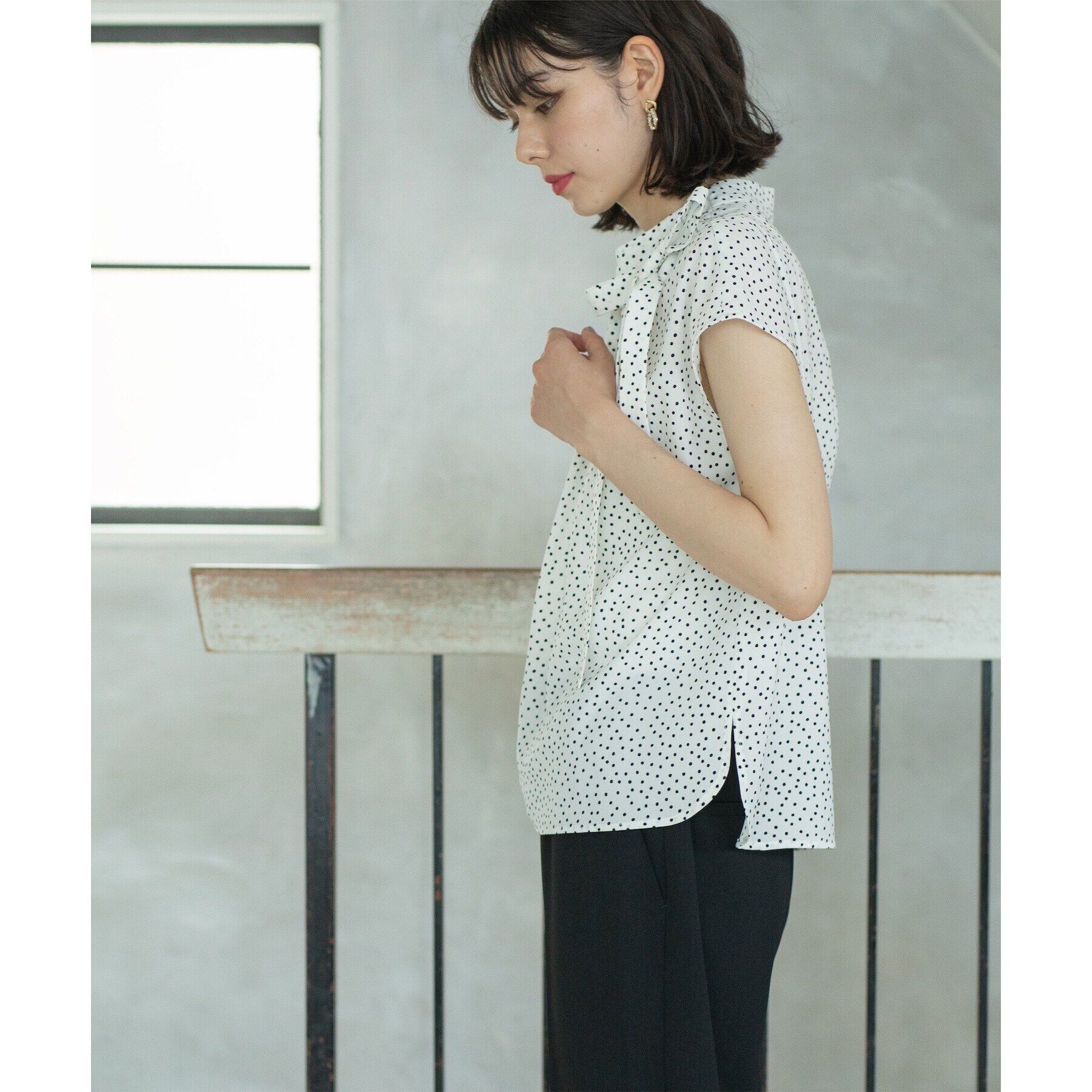 OPAQUE.CLIP「ドットボウタイブラウス【洗濯機洗い可】」|シャツ・ブラウス|