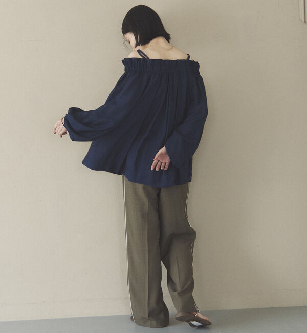 Doux archives「オフショルフリルブラウス」|シャツ・ブラウス|