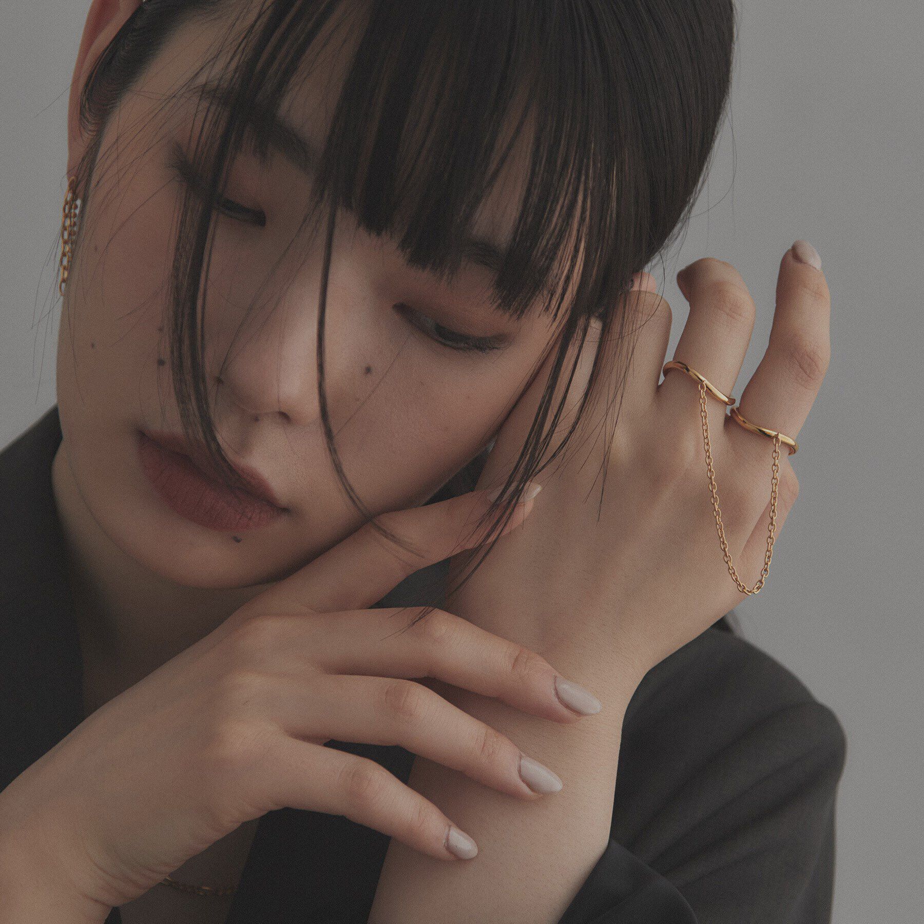 COCOSHNIK ONKITSCH「シルバー ドレープチェーン ダブルカーブリング GP」|リング|