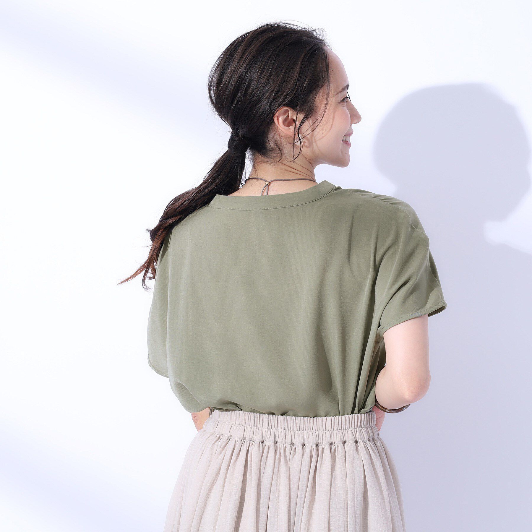 SHOO･LA･RUE「【洗える/プチプラ/無理せずキレイ】女性らしく好印象 スキッパーブラウス」|シャツ・ブラウス|