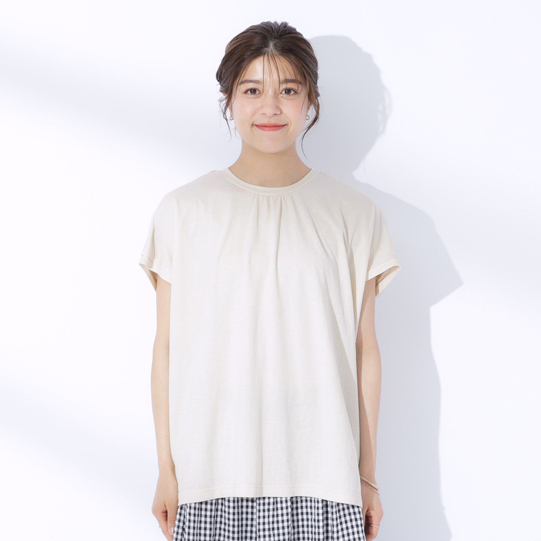 SHOO･LA･RUE「後ろ姿も抜かりなく バックシャーリング切り替えトップス」|Tシャツ・カットソー|