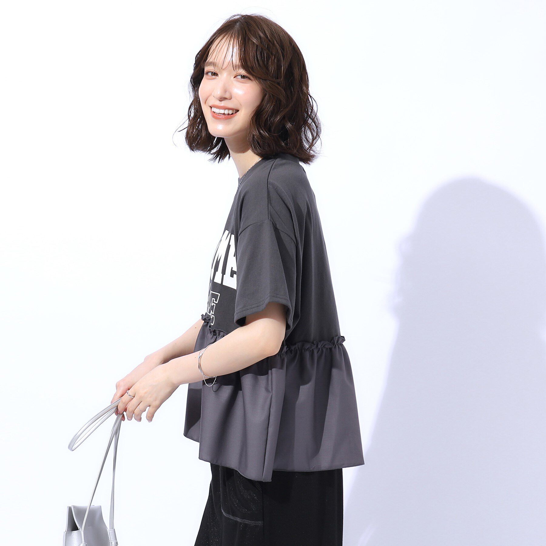 SHOO･LA･RUE「一枚でこなれ見え 裾フリル切り替えTシャツ」|Tシャツ・カットソー|