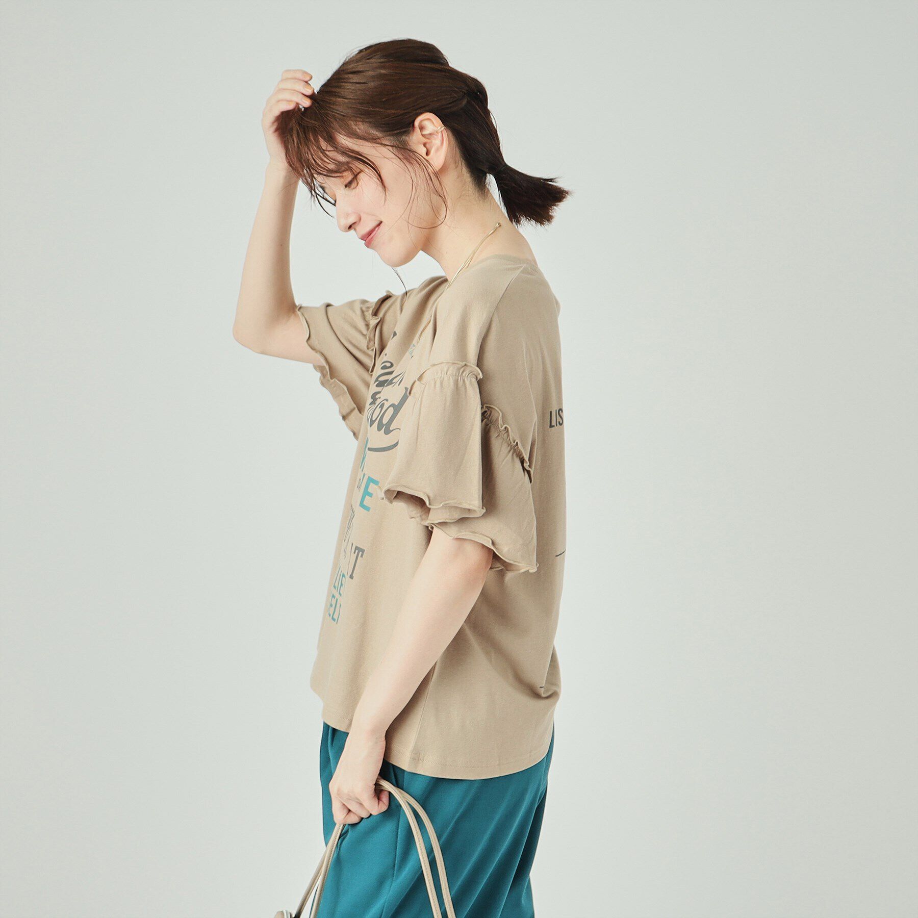 SHOO･LA･RUE「【洗える】ロゴデザインでこなれ見え フリルスリーブTシャツ」|Tシャツ・カットソー|