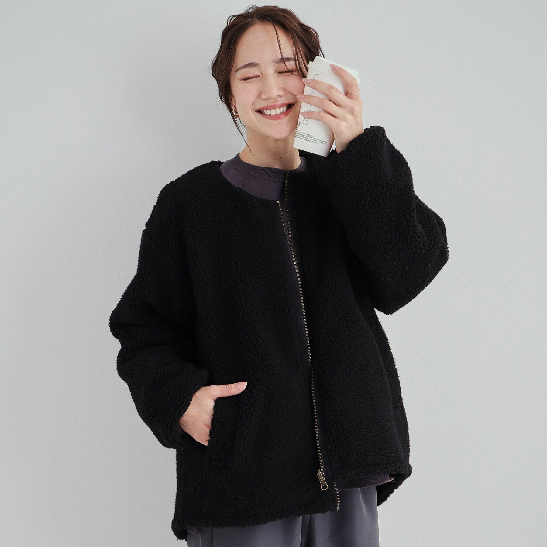 SHOO･LA･RUE「【S-LL/リバーシブル】首まわりすっきり ボア&times;キルト ノーカラーブルゾン」|ブルゾン・スタジャン|ブラック(019)