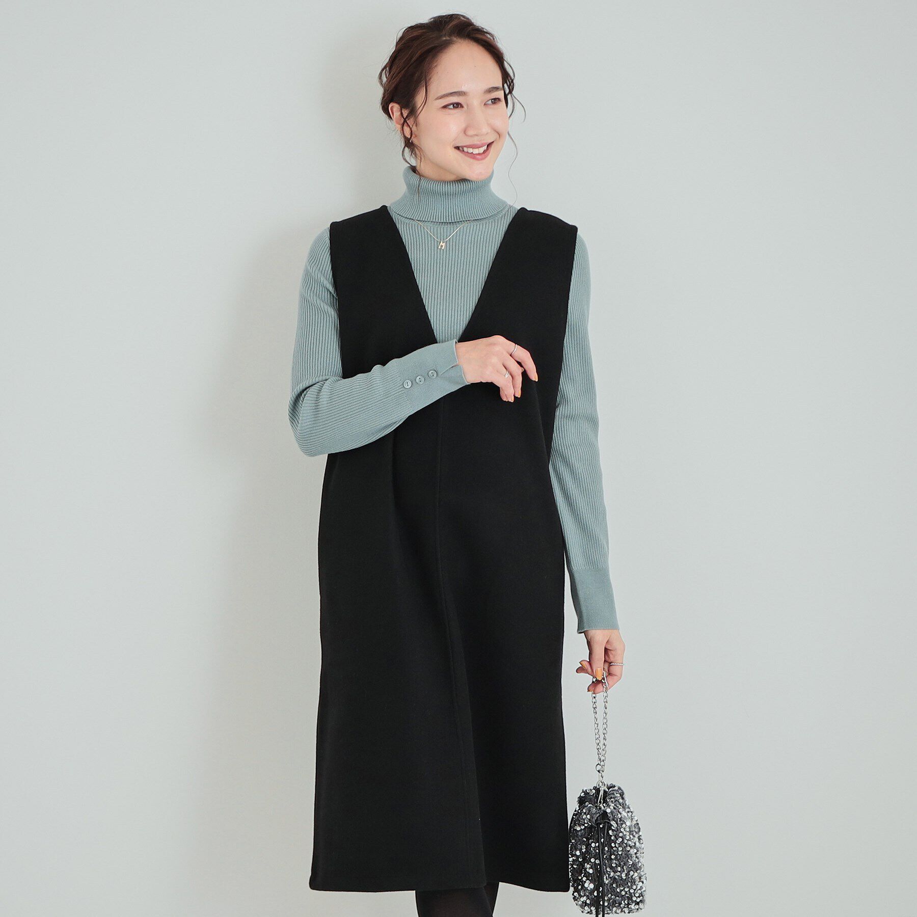 SHOO･LA･RUE「大人上品な ウール調Vネックジャンドレ」|ワンピース|ブラック(019)