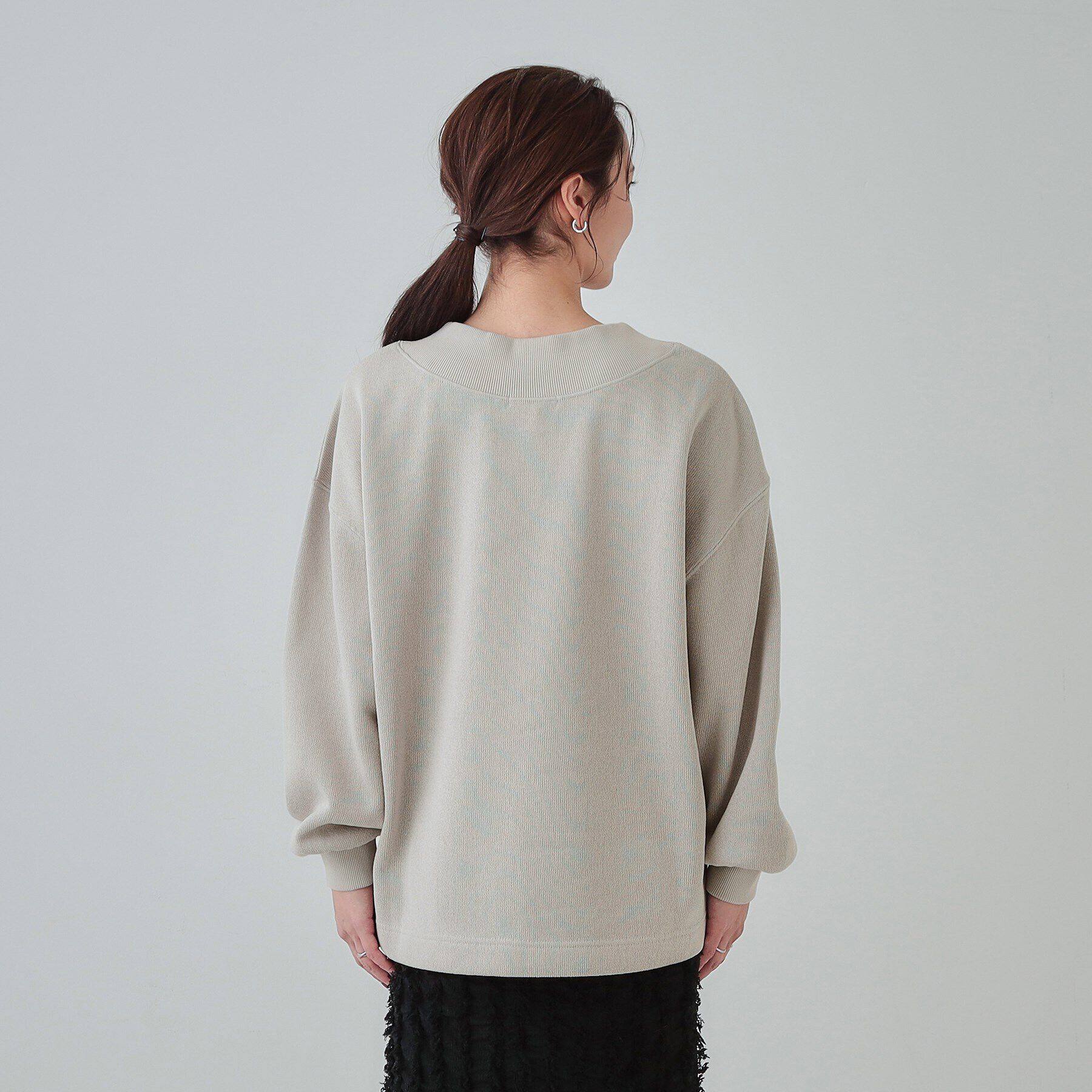 SHOO･LA･RUE「【S-LL】大人カジュアルに オフネックニットソー」|Tシャツ・カットソー|