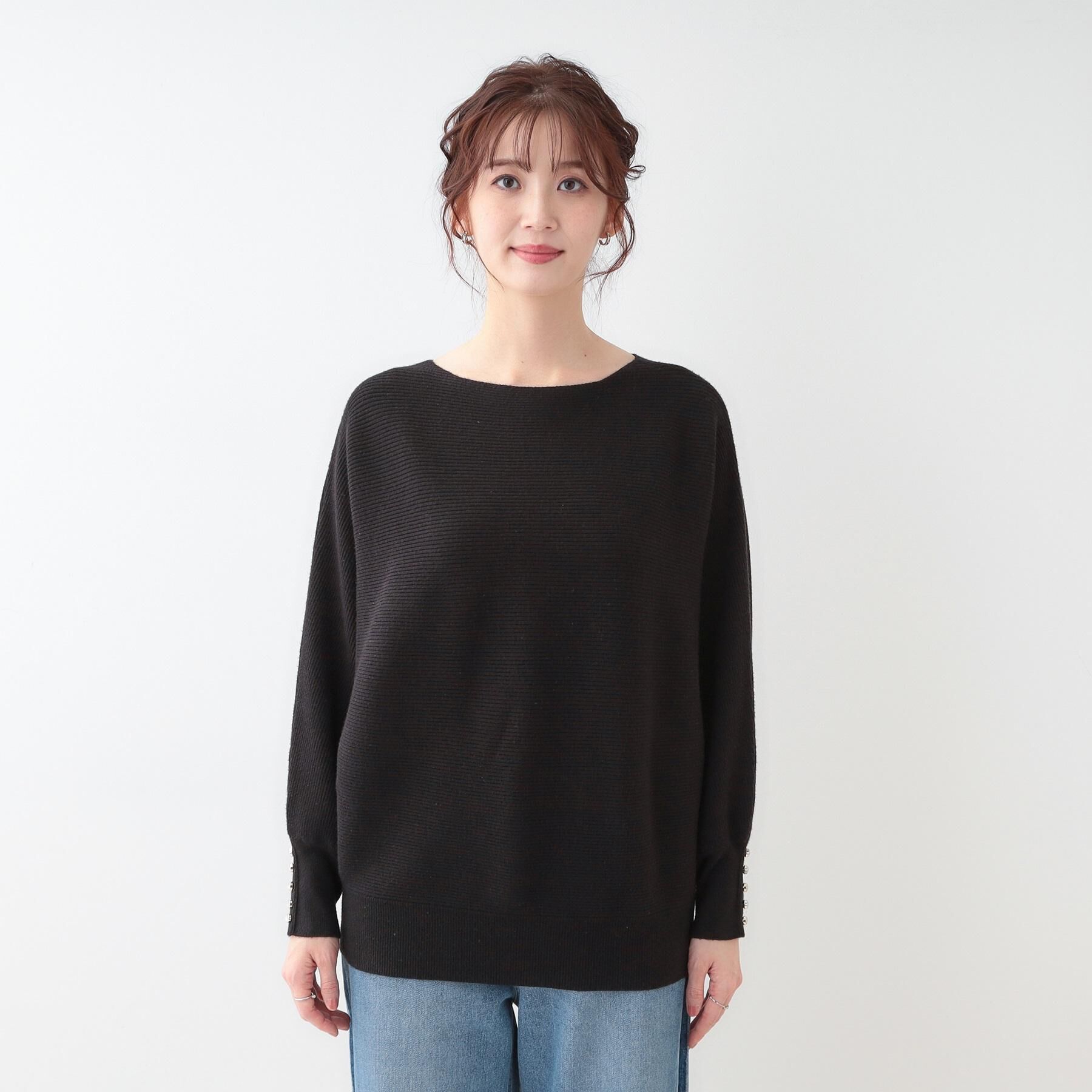 SHOO･LA･RUE「【洗える】大人の上品コーデに お袖ビジュー釦付きリブドルマンニット」|ニット・セーター|