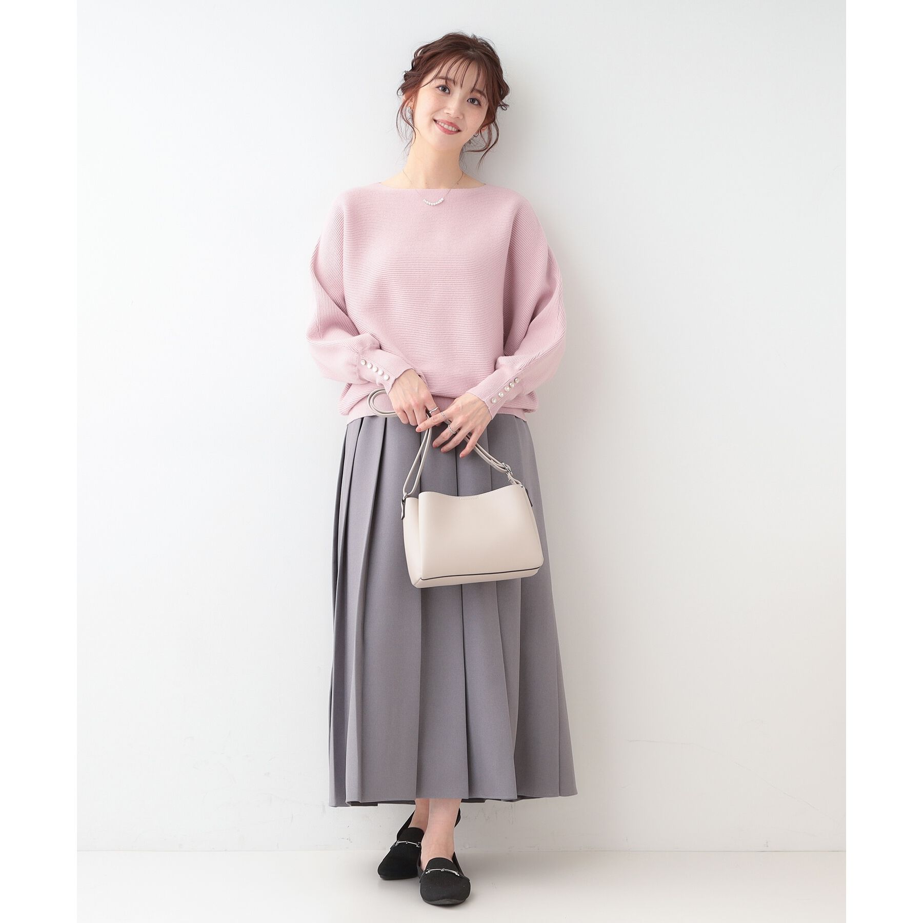 SHOO･LA･RUE「【洗える】大人の上品コーデに お袖ビジュー釦付きリブドルマンニット」|ニット・セーター|