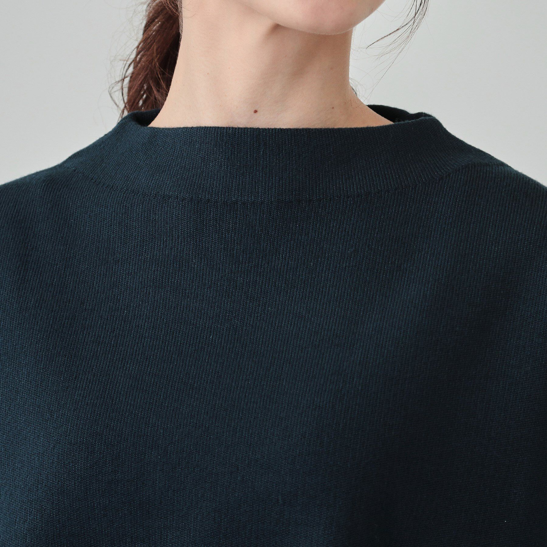 SHOO･LA･RUE「【洗える/体型カバー】絶妙なネックラインにこだわった コクーンニット」|ニット・セーター|