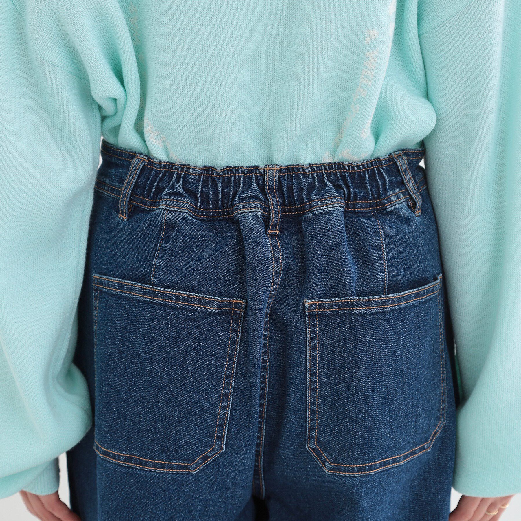 SHOO･LA･RUE「後ろウエストゴムが楽 大人のタックワイド デニムパンツ」|デニム|