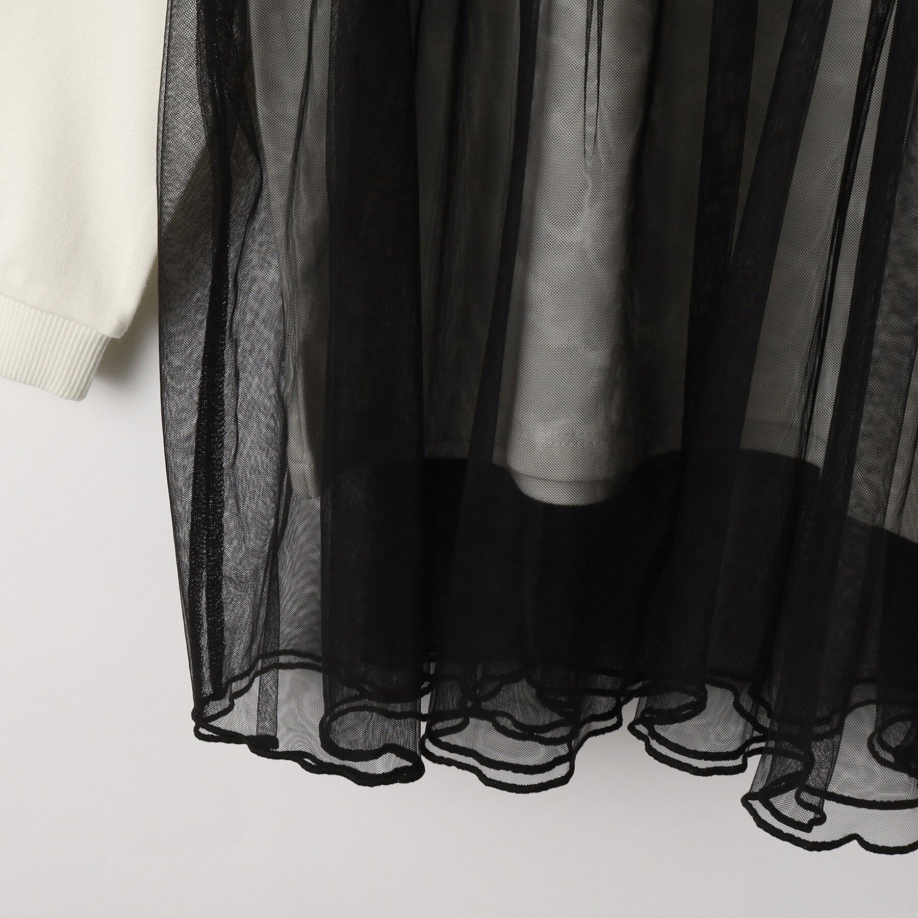 SHOO･LA･RUE「【100-150cm/洗える/2点セット】大人顔負け ロゴロンT＋チュールキャミ」|その他|