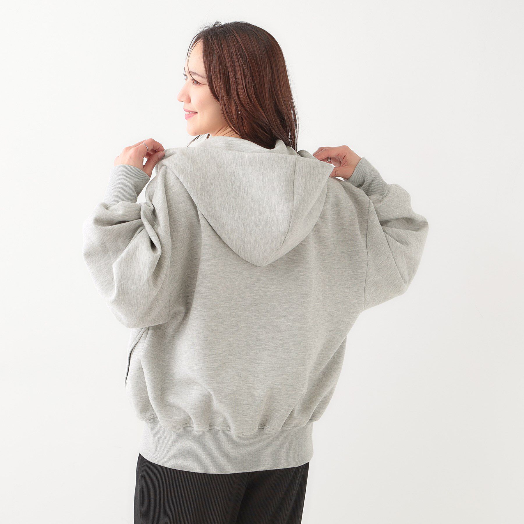 SHOO･LA･RUE「季節の変わり目に頼れる ダブルZIPダンボールパーカー」|カーディガン|