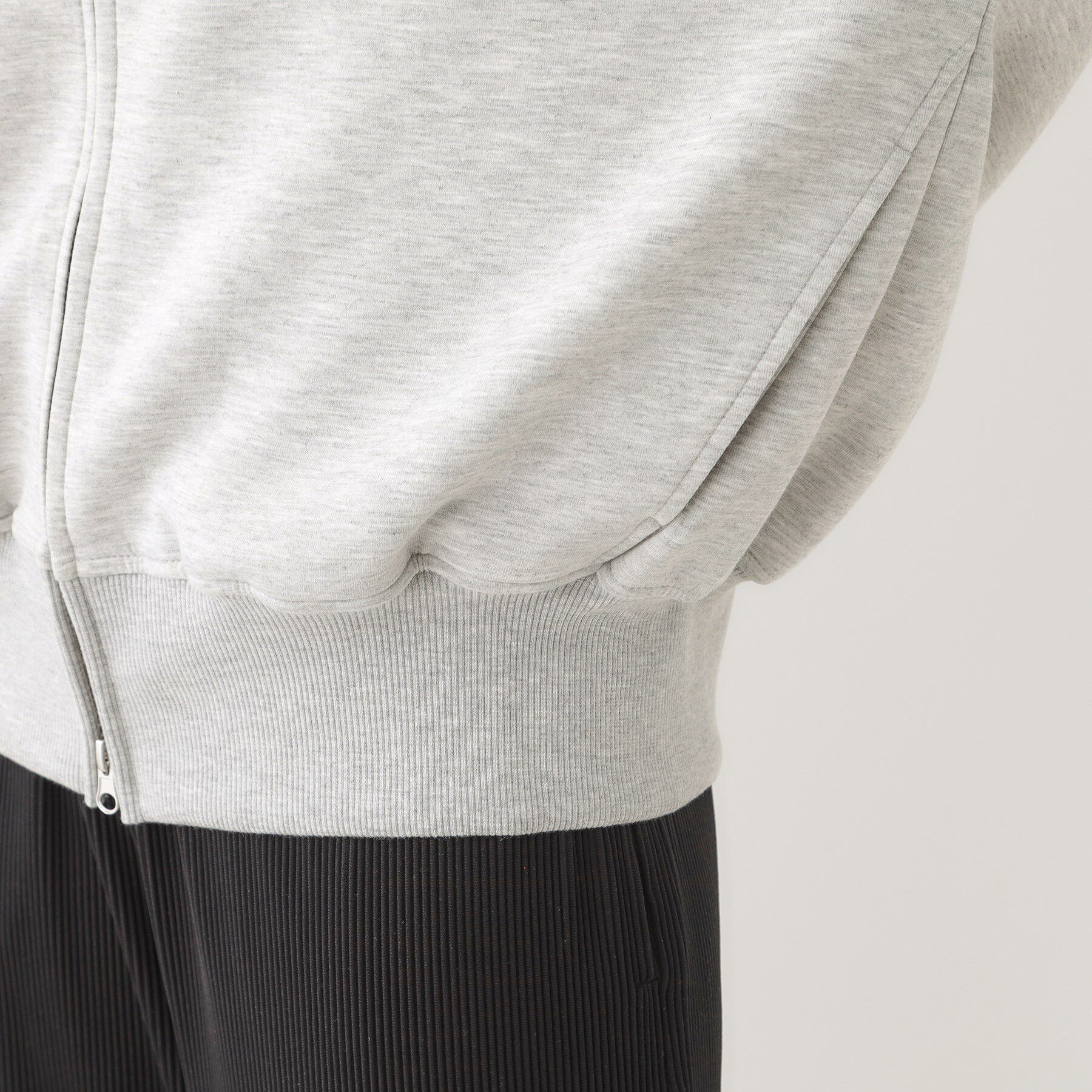 SHOO･LA･RUE「季節の変わり目に頼れる ダブルZIPダンボールパーカー」|カーディガン|