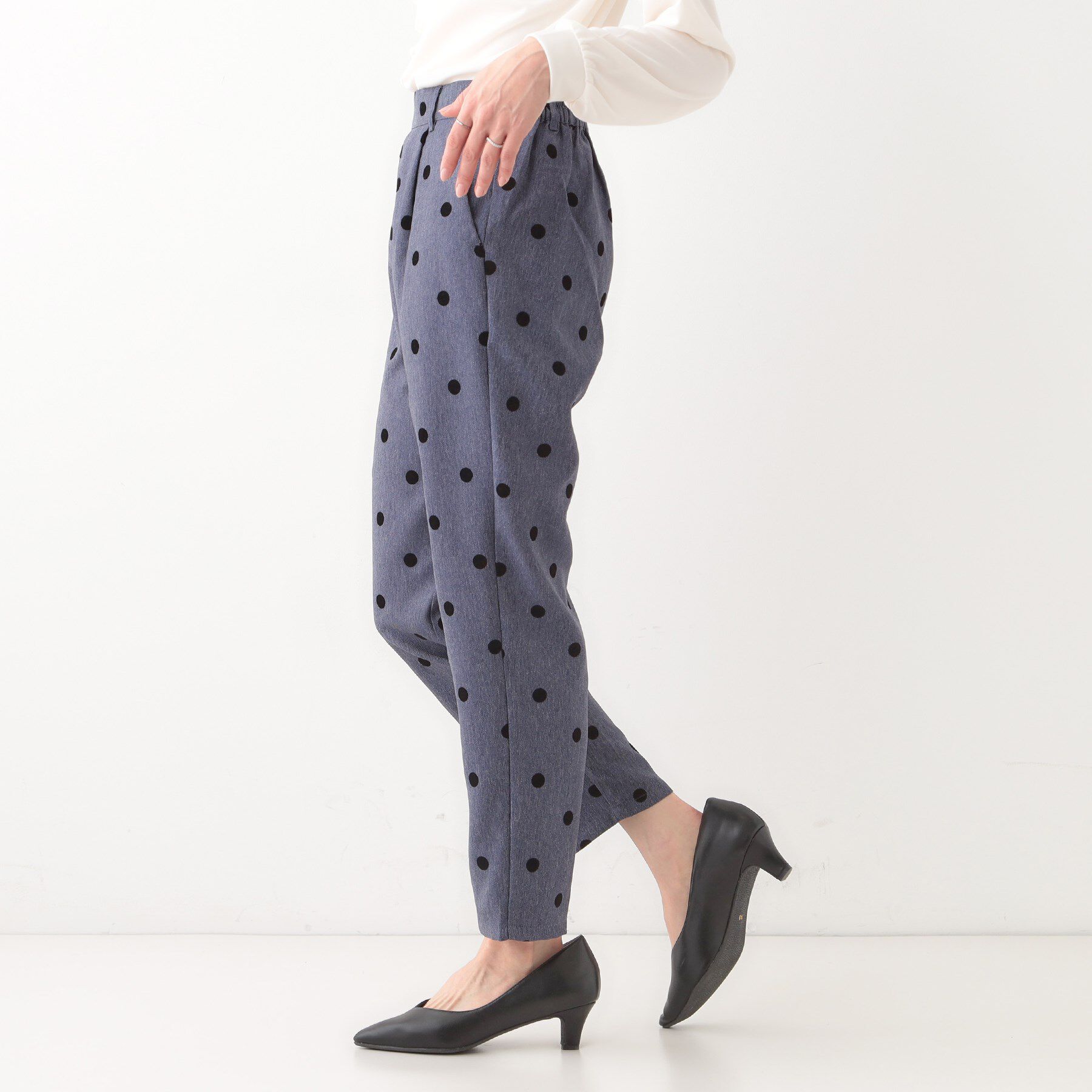 SHOO･LA･RUE「【S-LL】華やかさ引き立つ フロッキードット柄 テーパードパンツ」|その他|