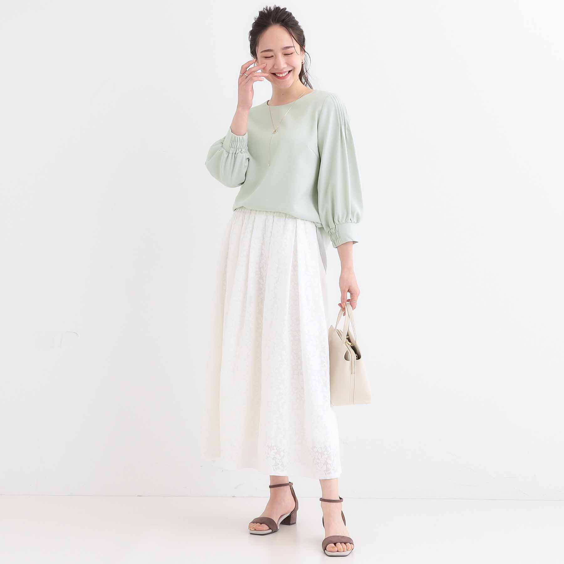 SHOO･LA･RUE「【洗える/洗濯後しわになりにくい】無理せずキレイ 肩タックブラウス」|シャツ・ブラウス|