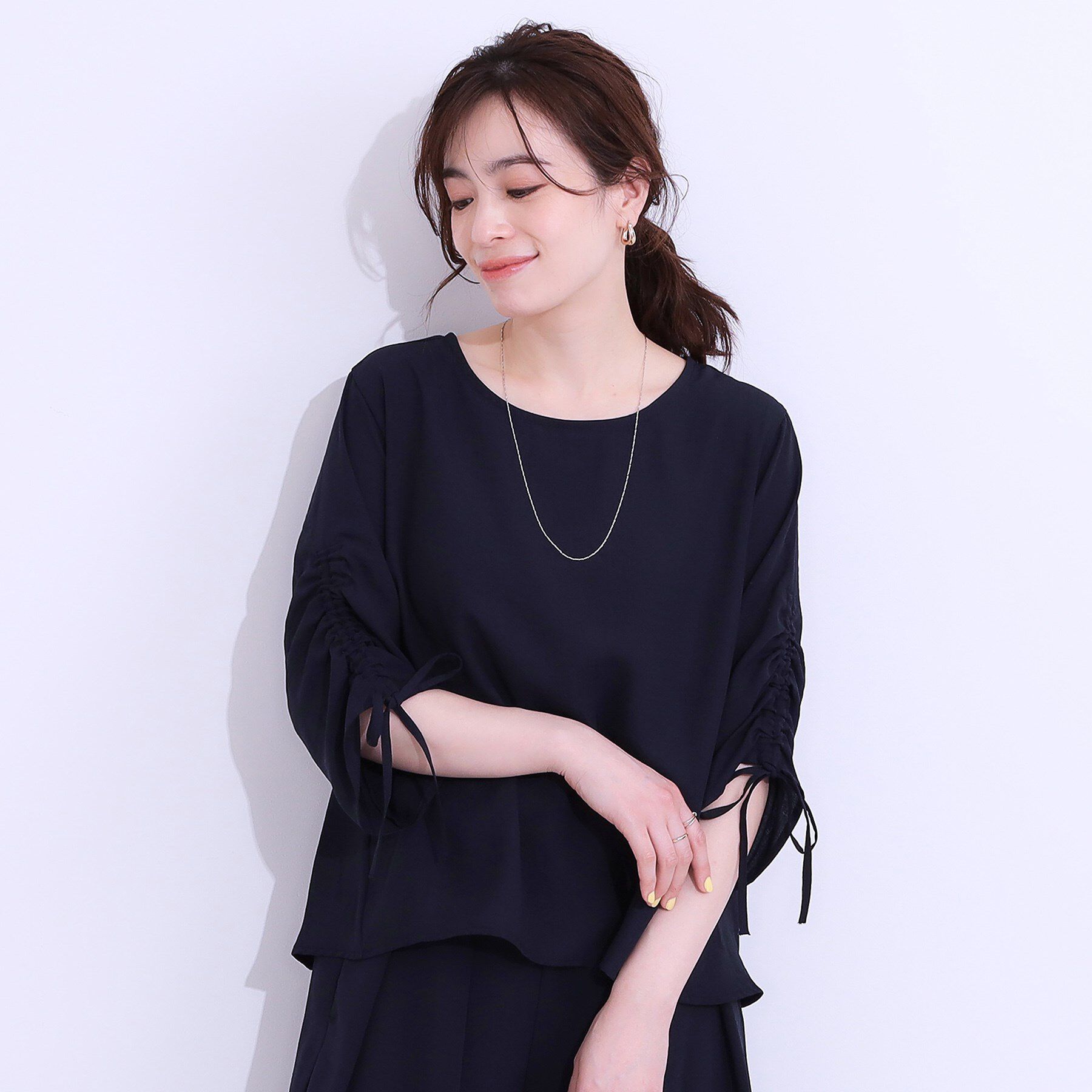 SHOO･LA･RUE「【高レビュー/セットアップ可】お袖シャーリング 麻調ブラウス」|シャツ・ブラウス|