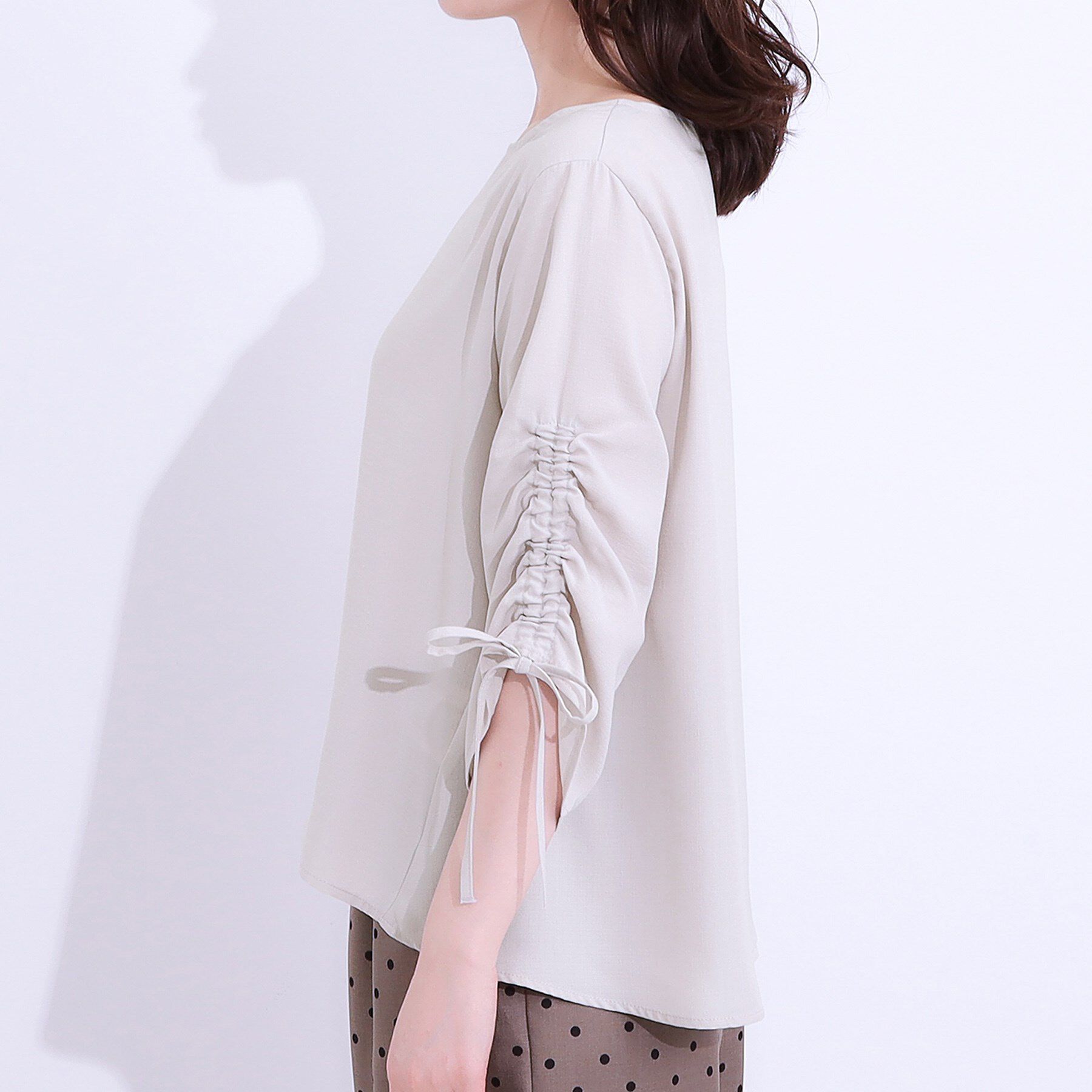 SHOO･LA･RUE「【高レビュー/セットアップ可】お袖シャーリング 麻調ブラウス」|シャツ・ブラウス|