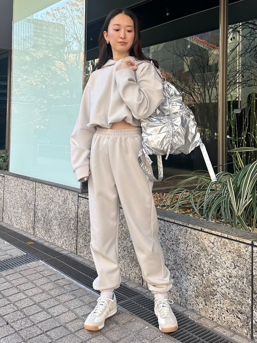 emmi atelier「【IPSA/emmi】ダンボールフーディートップス」|Tシャツ・カットソー|