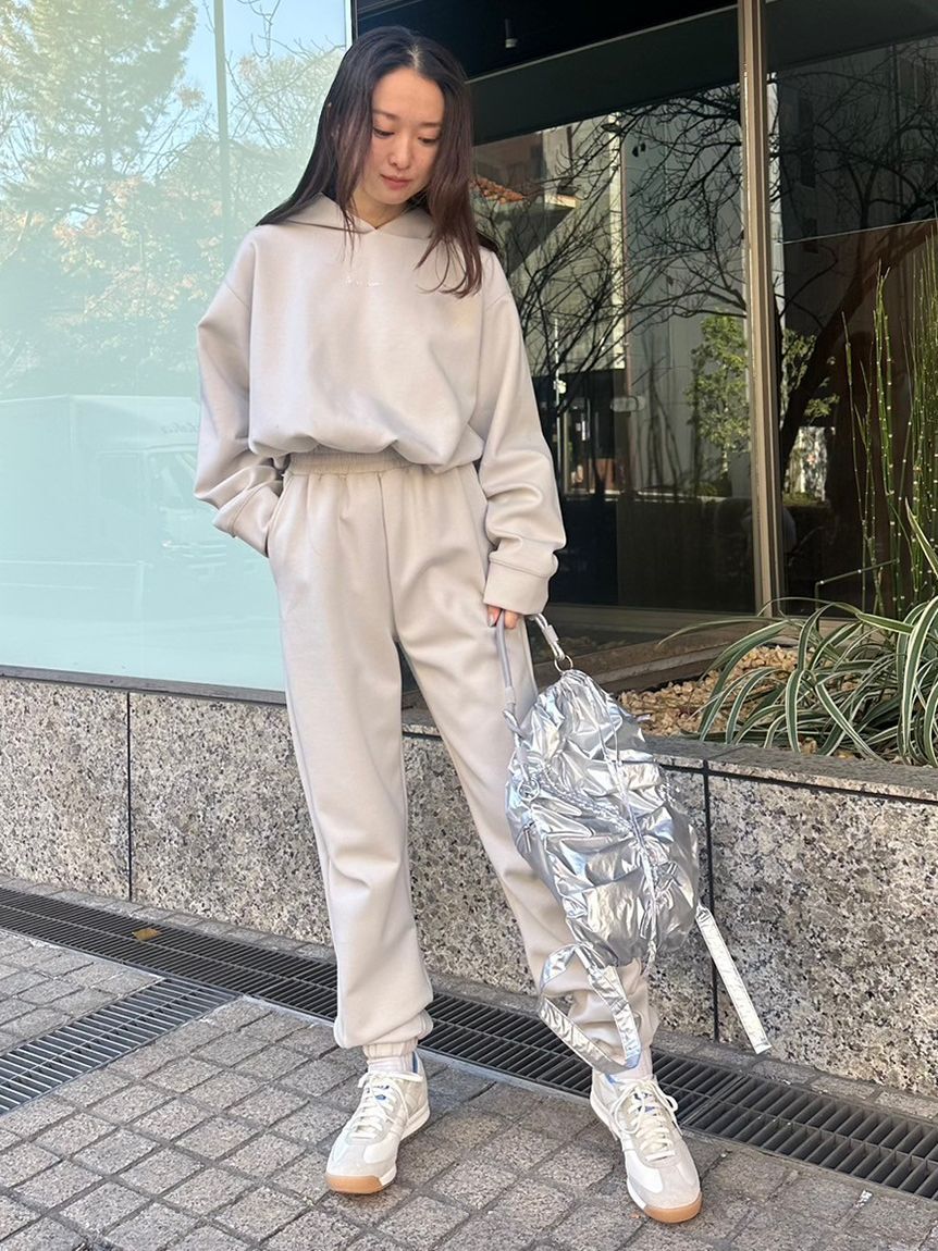 emmi atelier「【IPSA/emmi】ダンボールフーディートップス」|Tシャツ・カットソー|