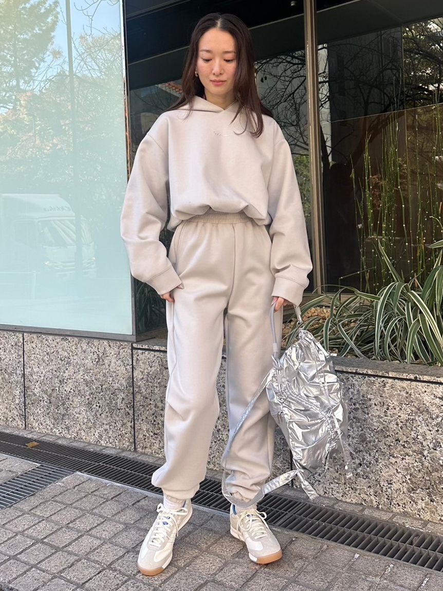 emmi atelier「【IPSA/emmi】ダンボールフーディートップス」|Tシャツ・カットソー|