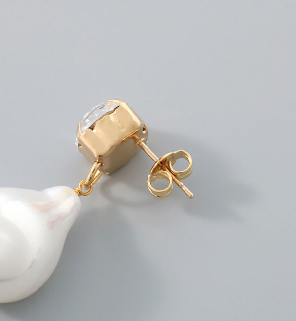  「ビジュー&times;ニュアンスパール ゴールドピアス」|ピアス|