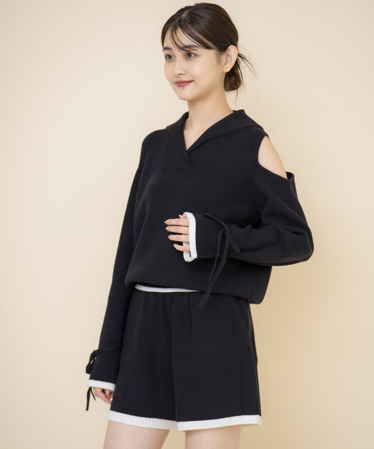 REDYAZEL「セーラーカラートップス&ショートパンツニットセットアップ」|ワンピース|