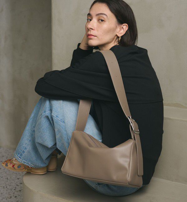 BEAUTY&YOUTH UNITED ARROWS「スクエア ビッグバックル ショルダーバッグ」|ショルダー・メッセンジャー|MOCA