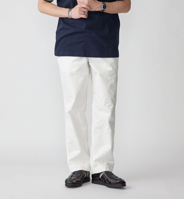 SHIPS「SHIPS STANDARD: GIZAコットン ツイル M-41 チノパンツ」|チノ|オフホワイト