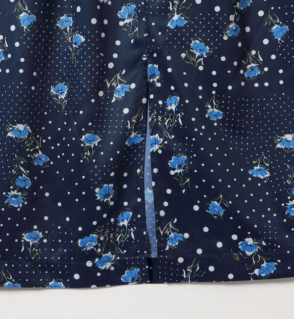 quaranciel「《予約》quaranciel: ドット フラワー プリント Iライン ギャザー ワンピース」|ワンピース|