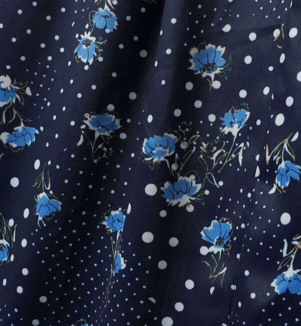 quaranciel「《予約》quaranciel: ドット フラワー プリント Iライン ギャザー ワンピース」|ワンピース|