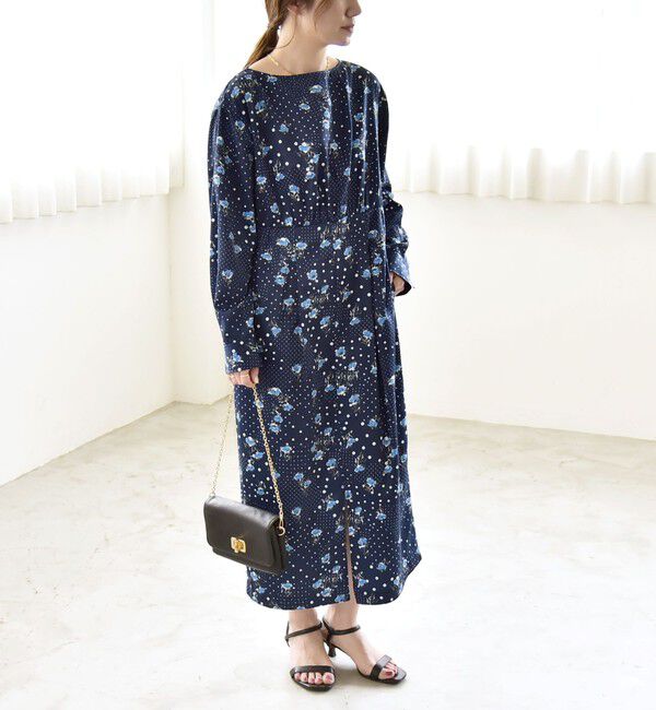 quaranciel「《予約》quaranciel: ドット フラワー プリント Iライン ギャザー ワンピース」|ワンピース|