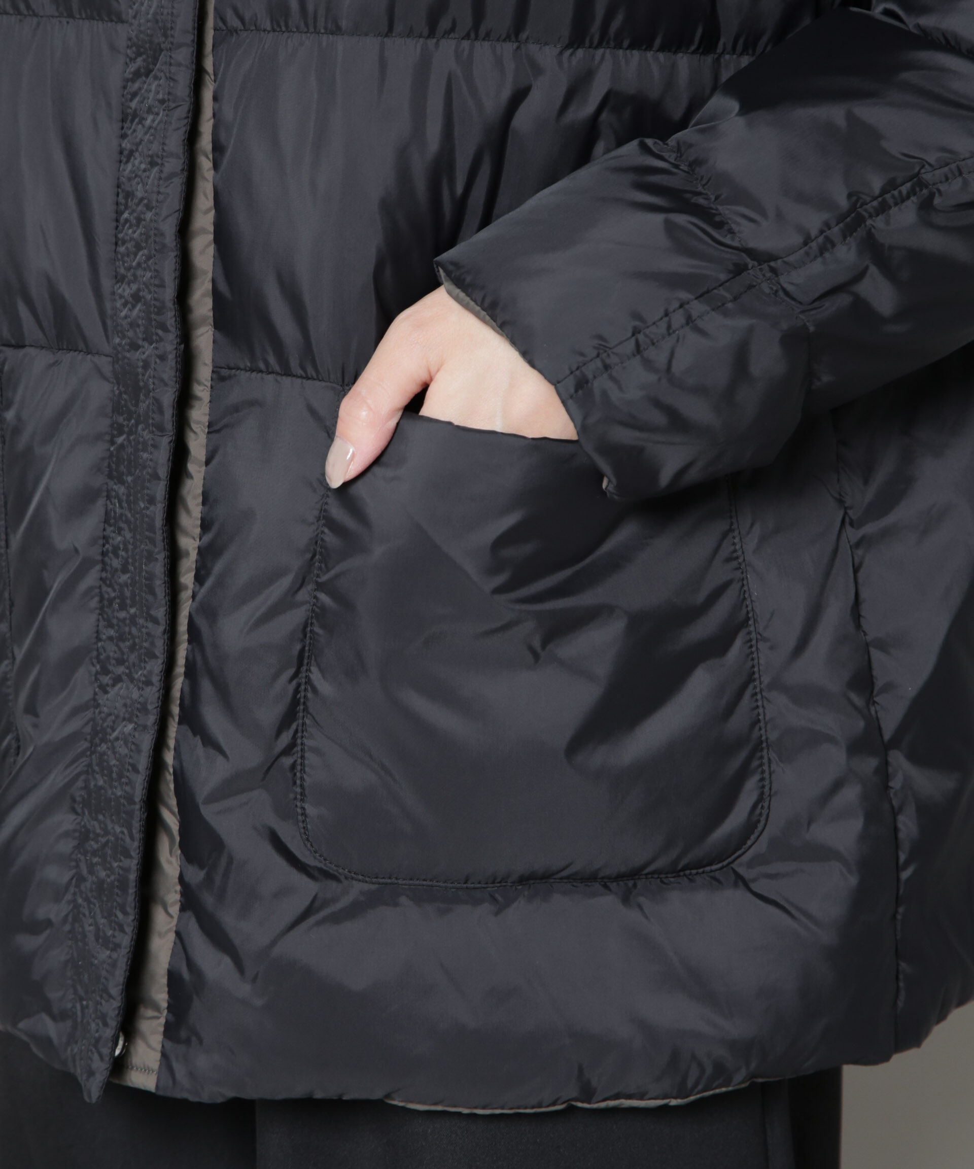 撥水加工ライトダウン リバーシブルノーカラージャケット（nano