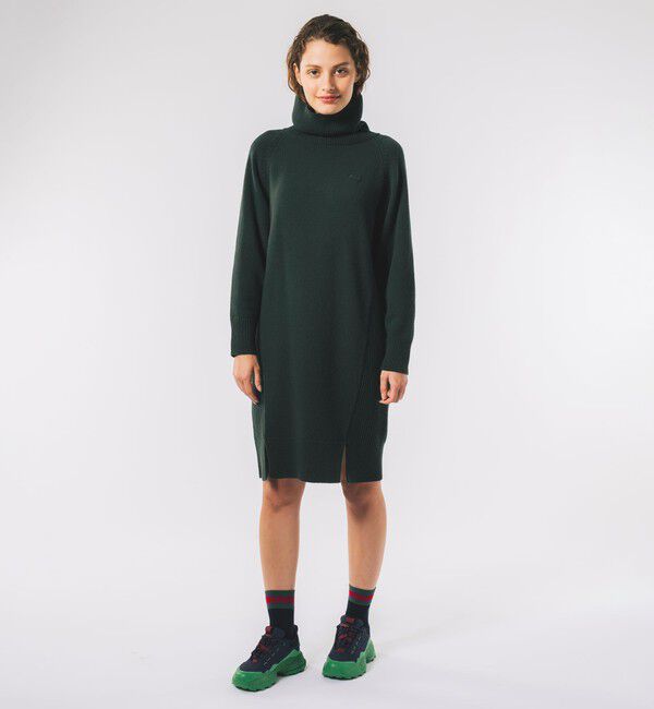 LACOSTE「ミドルゲージタートルネックニットドレス」|ワンピース|ダークグリーン