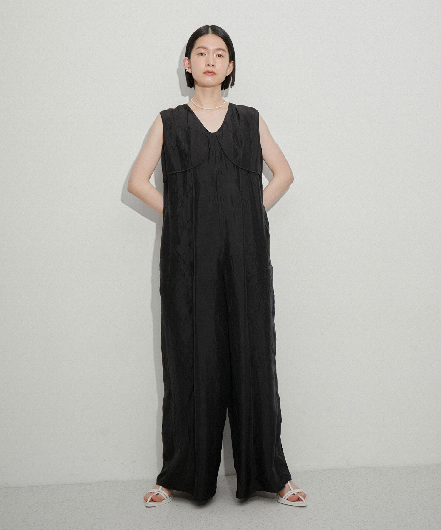 ADAM ET ROPE'「グロッシーロンパース」|オールインワン|