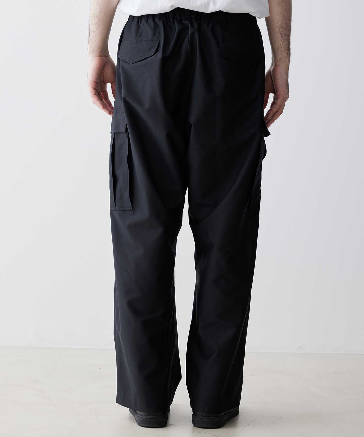 ADAM ET ROPE'「【(F)LIGHT/フライト】超軽量 ワイド イージー カーゴパンツ / 速乾 / ストレッチ / イージーケア」|カーゴ|