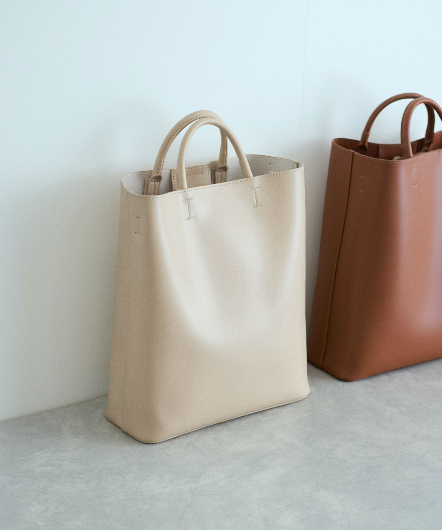 ADAM ET ROPE'「【A4・PC対応・一部WEB限定カラー】ダブルポケットトートバッグ」|トートバッグ|ベージュ系(29)