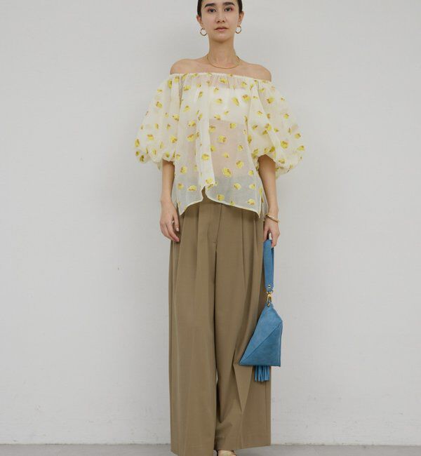  「【手洗い可】梳毛タックワイドパンツ」|チノ|