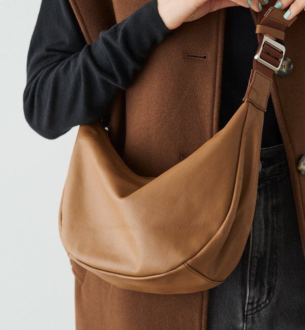  「ソフトレザーラウンドショルダーバッグ」|ショルダー・メッセンジャー|