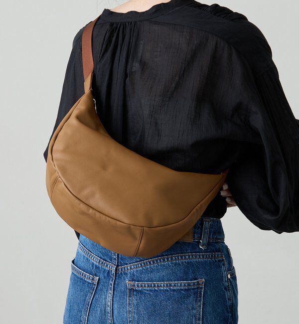  「ソフトレザーラウンドショルダーバッグ」|ショルダー・メッセンジャー|