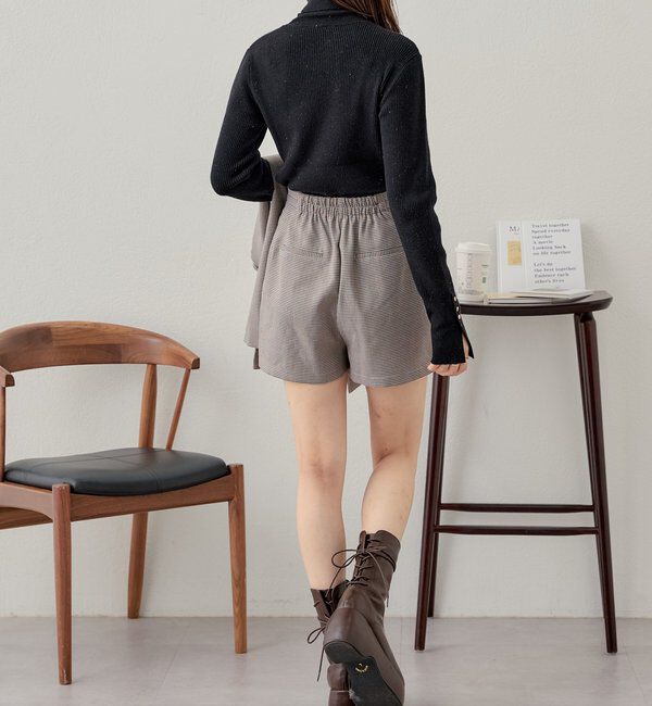  「【REVIVAL/WEB限定】チャーム付タックショートパンツ」|チノ|